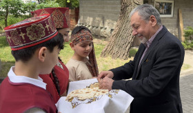 Ambassador visited the Armenian school in Warsaw