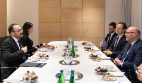 ՀՀ ԱԳՆ գլխավոր քարտուղարը հանդիպել է Լեհաստանի ԱԳՆ արտաքին ծառայության ղեկավար և գլխավոր տնօրենի հետ