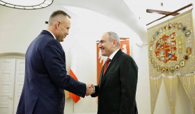 Վարչապետ Նիկոլ Փաշինյանը հանդիպում է ունեցել Լեհաստանի նախագահ Կարոլ Նավրոցկիի հետ