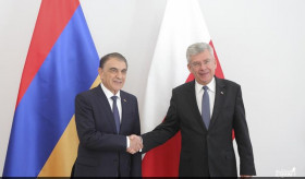 Ara Babloyan Meets with Marshal of Polish Senate.