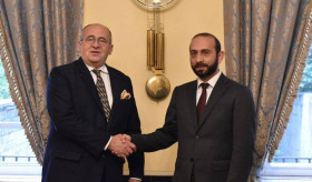 The meeting of Minister of Foreign Affairs of Armenia Ararat Mirzoyan with Minister of Foreign Affairs of Poland Zbigniew Rau
