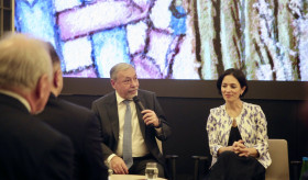 The Minister of Education, Science, Culture, and Sport of Armenia met with representatives of the Armenian community in Poland